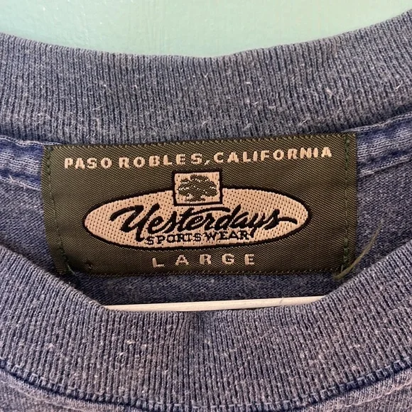 Vintage Nantucket Short-sleeve Tee - Picture 2 of 4